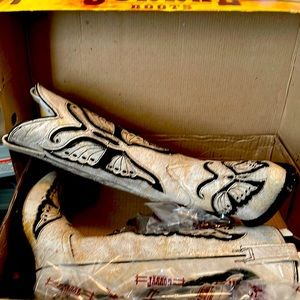 Never worn all leather Corral “cowboy”  Boots with Butterflies!